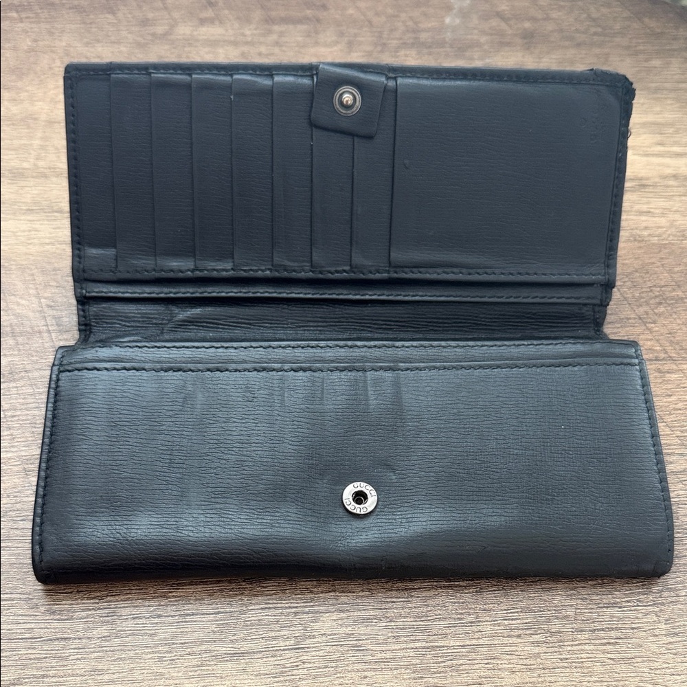 Gucci Black Leather Continental Wallet with Silver Double G Emblem - Picture 2 of 6